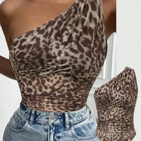 Multicolor Casual Women's Leopard Print Oblique Shoulder Bodysuit - Picture 1 of 7